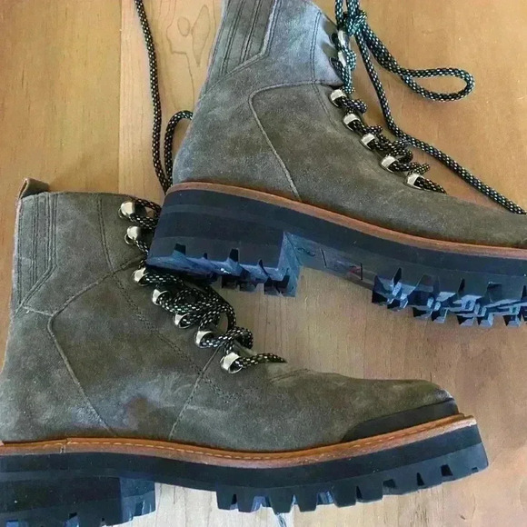 Marc Fisher LTD Izzie Gray Suede Leather Lace Up Ankle Gorpcore Winter Boot 6 - Picture 15 of 16